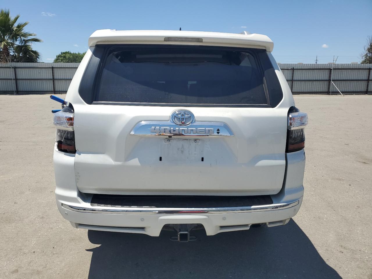 2018 Toyota 4Runner Sr5/Sr5 Premium VIN: JTEBU5JR8J5533639 Lot: 56989305