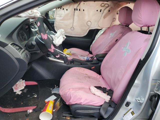  NISSAN SENTRA 2018 Серебристый