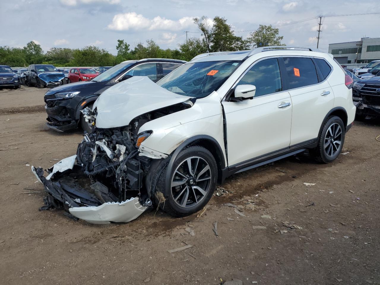 2017 Nissan Rogue Sv for Sale in Chicago Heights, IL - Front End