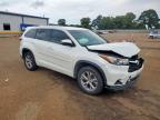 2015 Toyota Highlander Le for Sale in Longview, TX - Front End