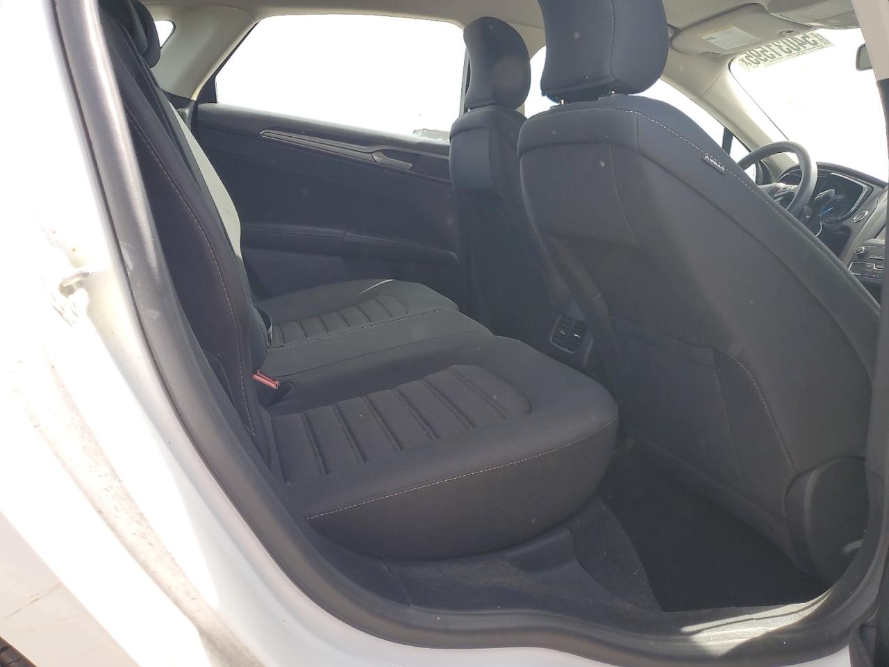 2019 Ford Fusion Se VIN: 3FA6P0LU2KR284955 Lot: 54031595