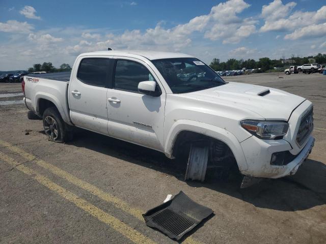  TOYOTA TACOMA 2017 Білий