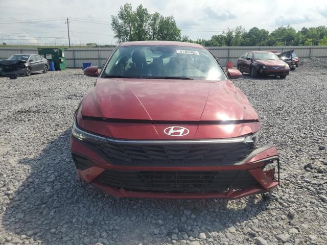  HYUNDAI ELANTRA 2024 Красный