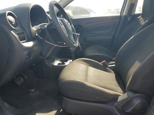  NISSAN VERSA 2015 Srebrny