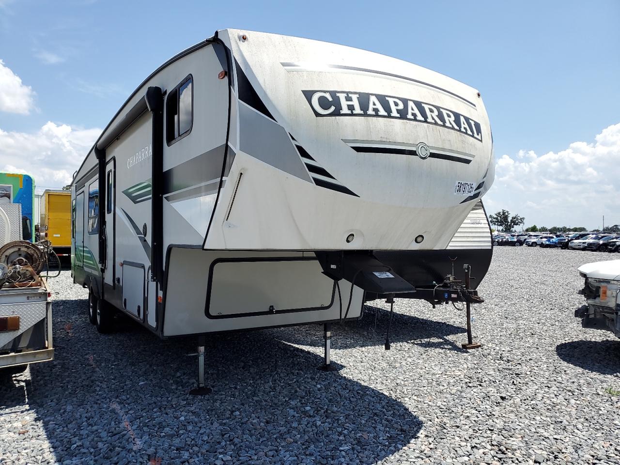 2021 Coach Chaparral for Sale in Apopka, FL - Minor Dent/Scratches