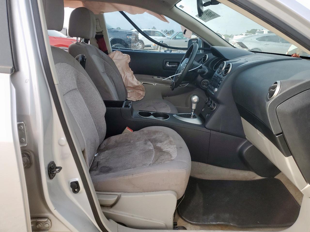 2011 Nissan Rogue S VIN: JN8AS5MT0BW166698 Lot: 56861115