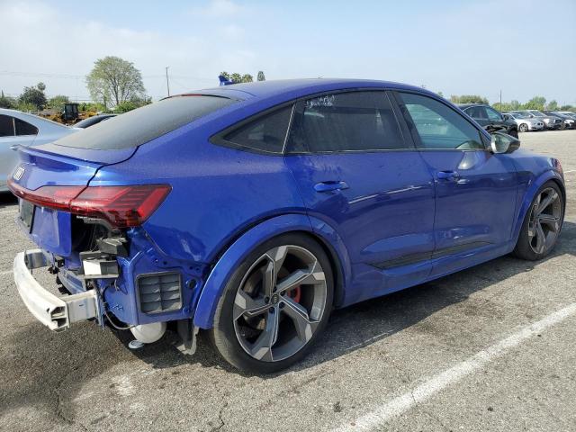  AUDI SQ8 E-TRON 2024 Синий