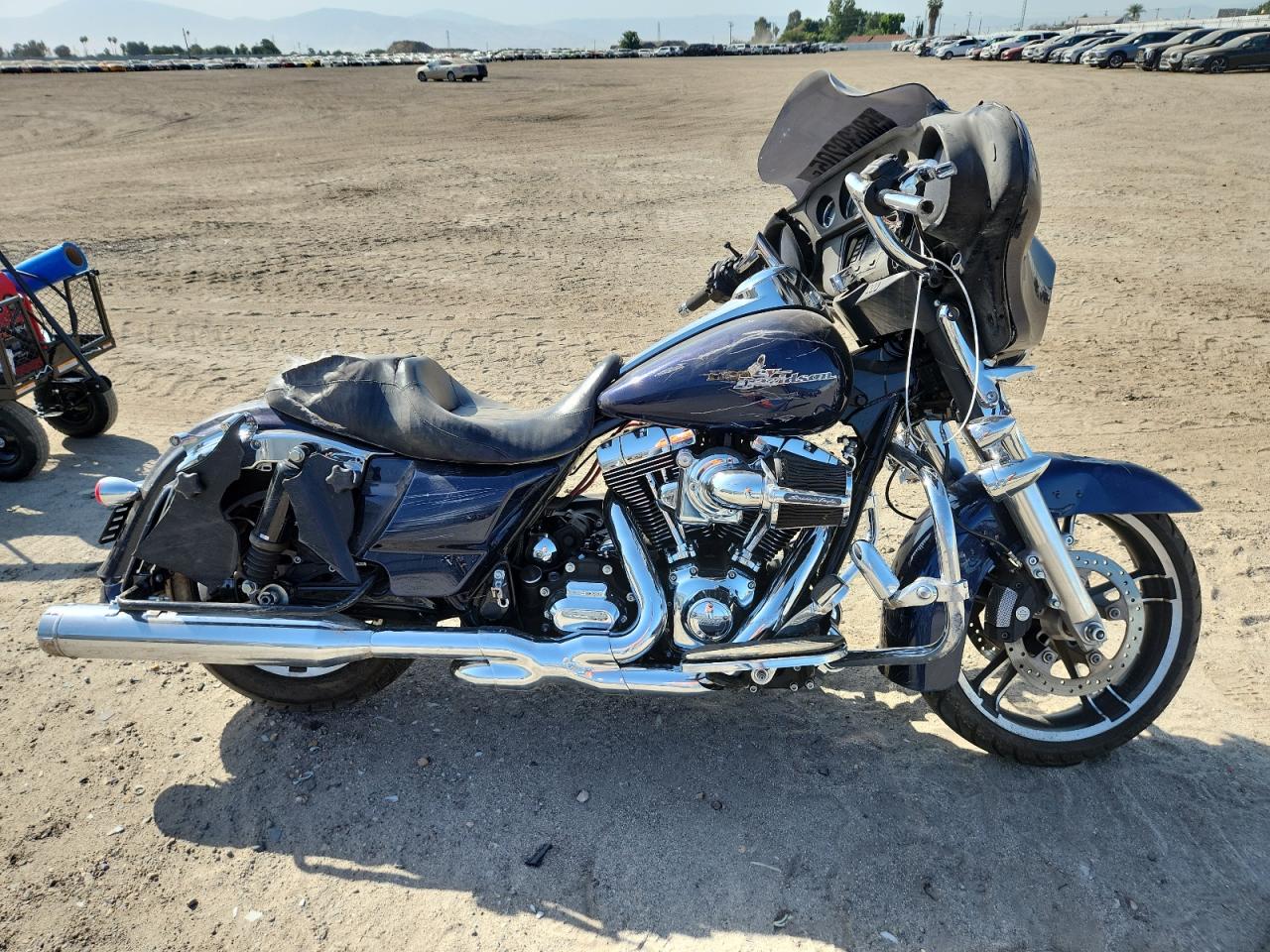 2014 Harley-Davidson Flhx Street Glide for Sale in Bakersfield, CA - All Over