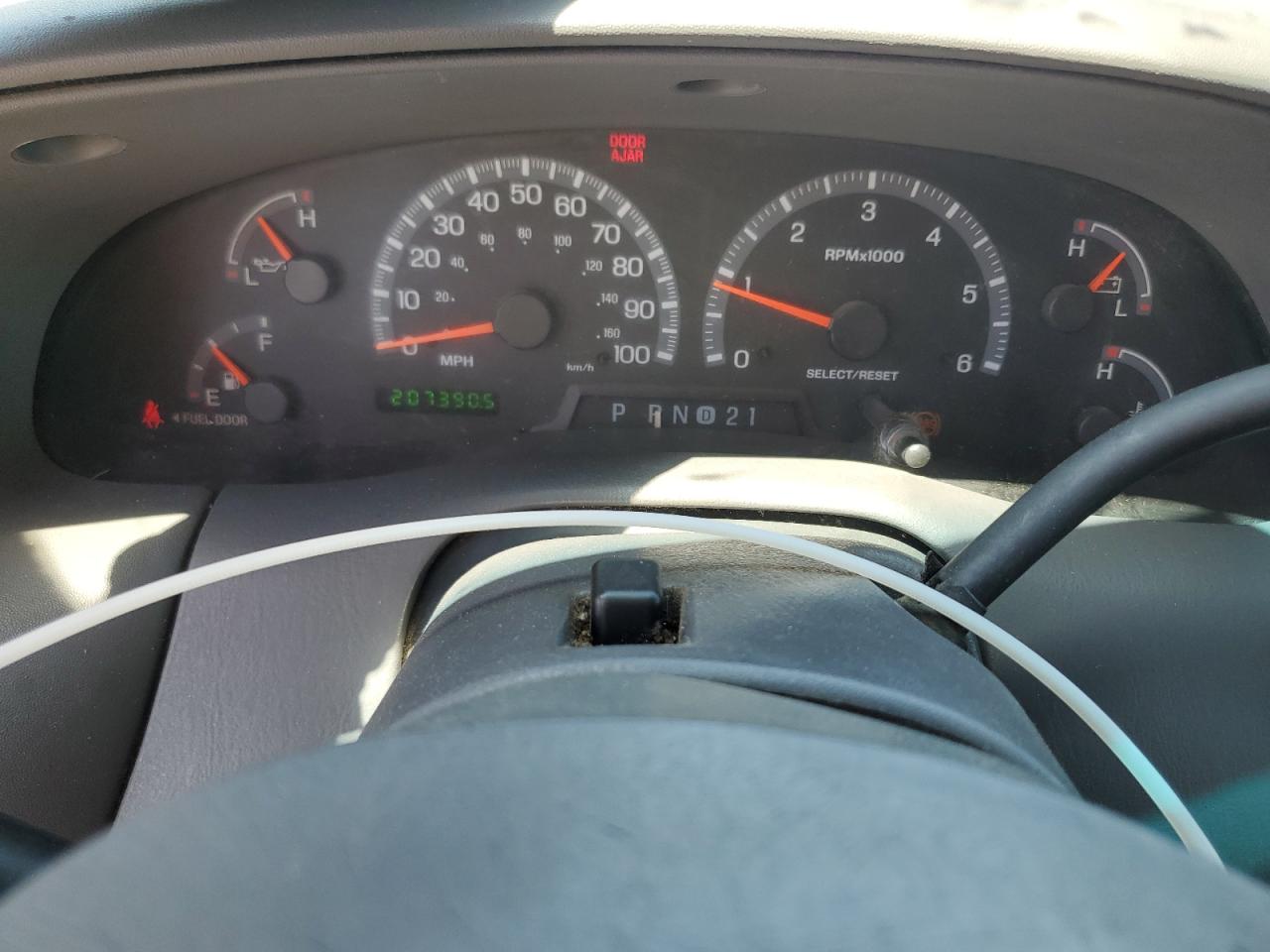 2002 Ford F150 VIN: 1FTRX18L82NB06824 Lot: 57342315