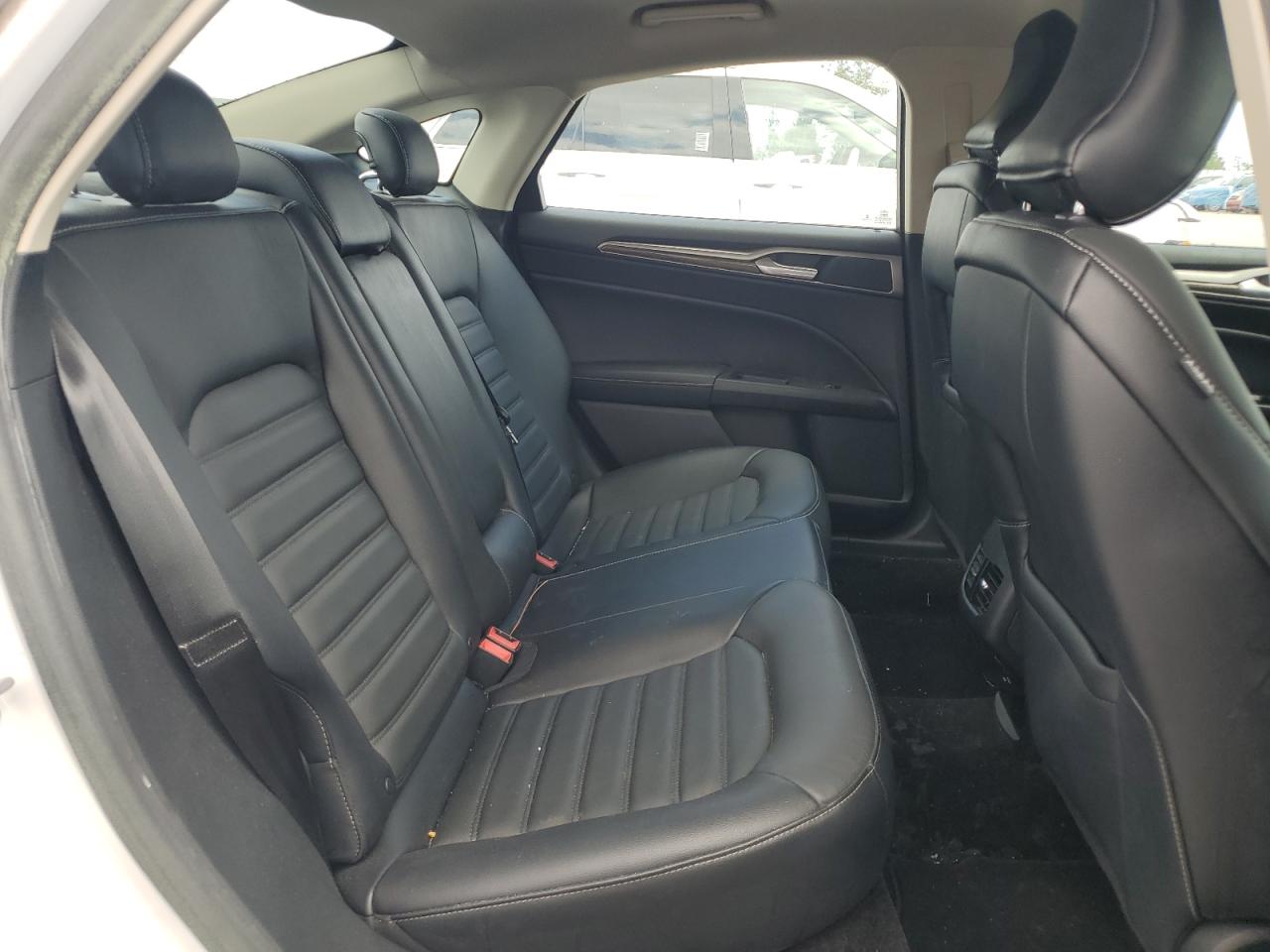 2017 Ford Fusion Se Hybrid VIN: 3FA6P0LU4HR409575 Lot: 55445325