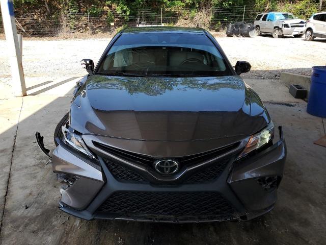  TOYOTA CAMRY 2019 Серебристый