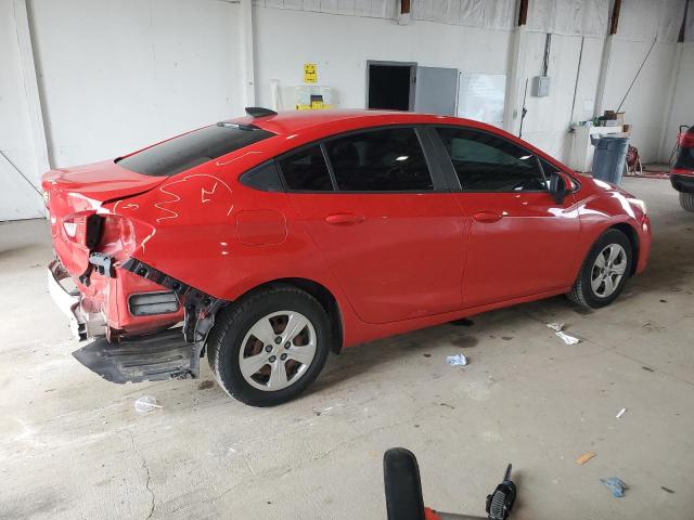  CHEVROLET CRUZE 2018 Czerwony