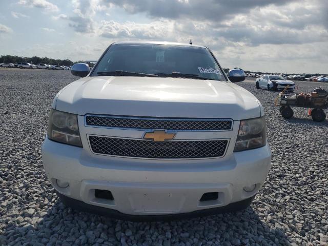  CHEVROLET SUBURBAN 2012 Biały