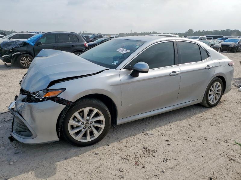  TOYOTA CAMRY 2024 Сріблястий