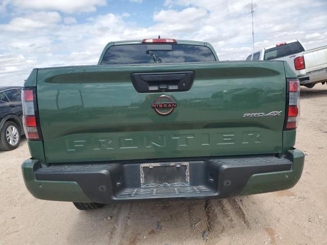  NISSAN FRONTIER 2023 Зелений