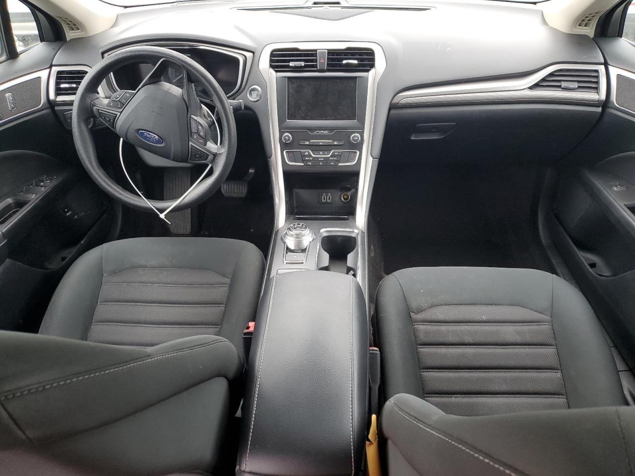 2019 Ford Fusion Se VIN: 3FA6P0LU6KR124805 Lot: 55085195