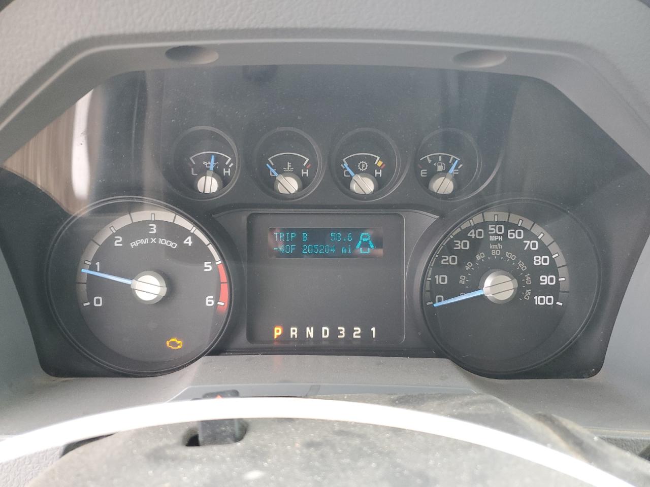 2015 Ford F450 Super Duty VIN: 1FDUF4HY9FEA17257 Lot: 58796425