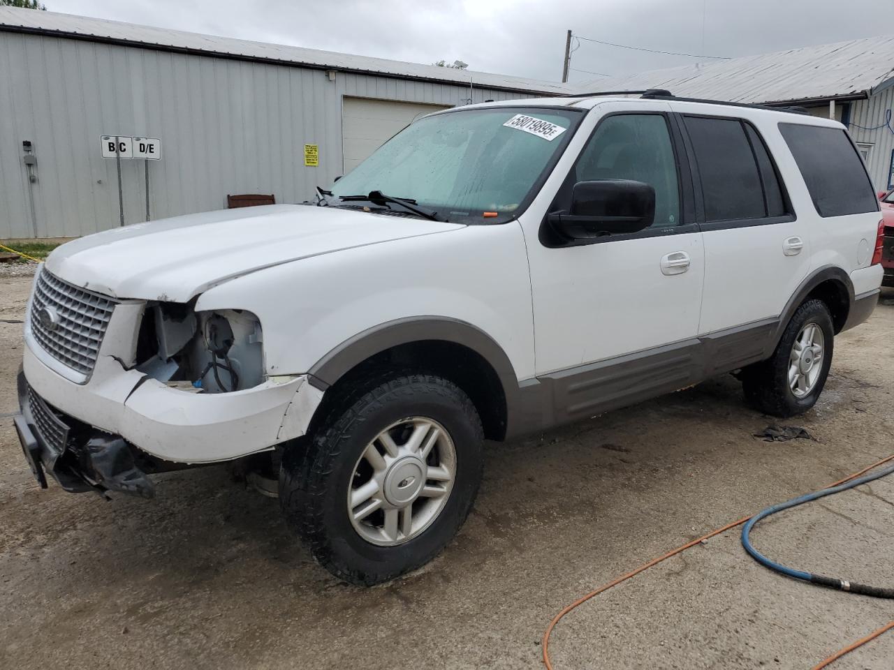 2004 Ford Expedition Xlt იყიდება Pekin-ში, IL - Front End