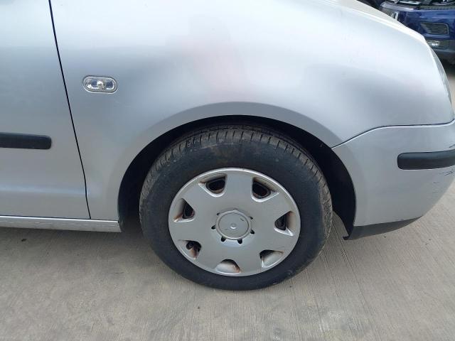 2005 VOLKSWAGEN POLO S AUT