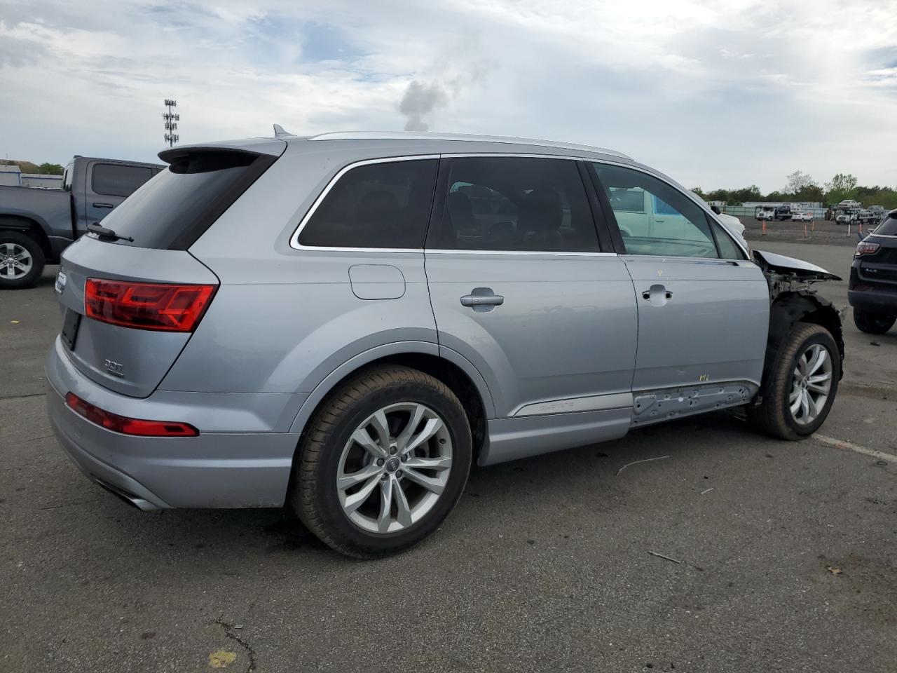 2017 Audi Q7 Premium VIN: WA1AAAF71HD043871 Lot: 56669065