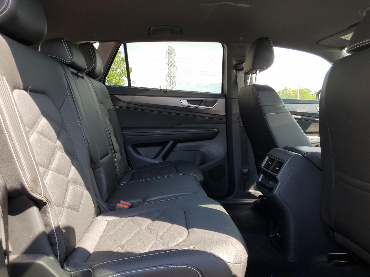 2025 Volkswagen Atlas Cross Sport Se VIN: 1V2HE2CA2SC204139 Lot: 56337705