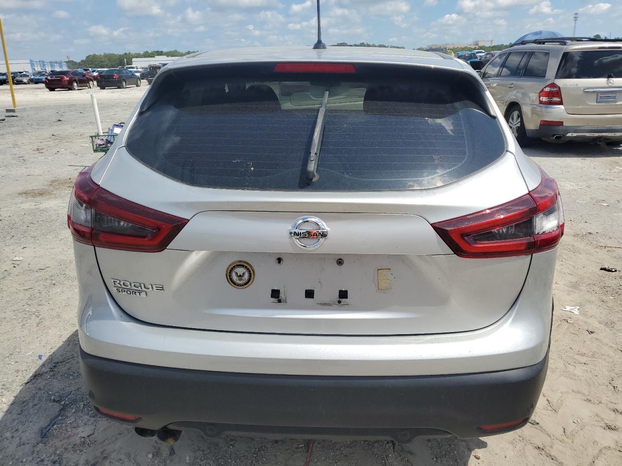 2021 Nissan Rogue Sport S VIN: JN1BJ1AV7MW571173 Lot: 56503835