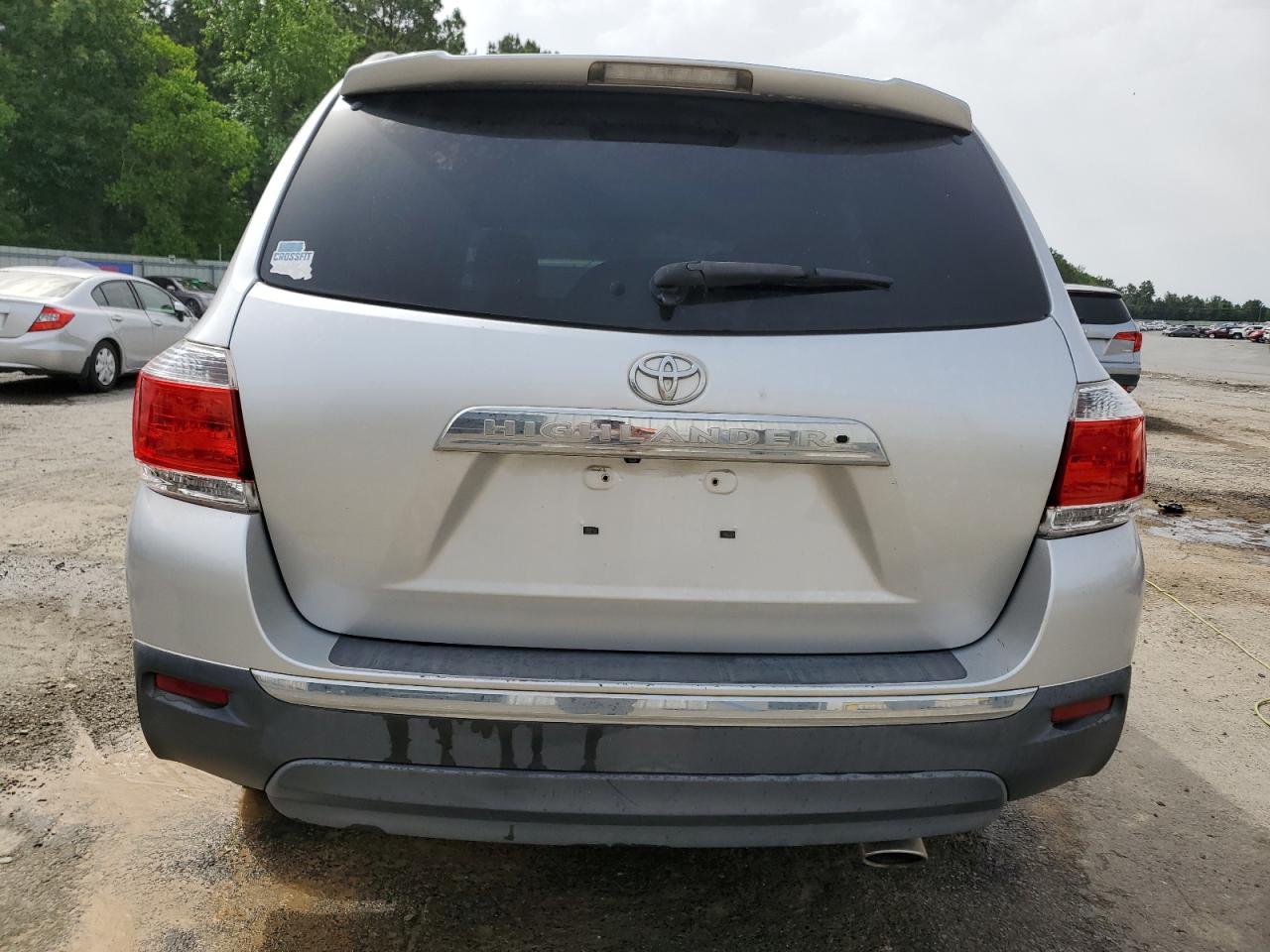 2013 Toyota Highlander Base VIN: 5TDZK3EH3DS102669 Lot: 56283575