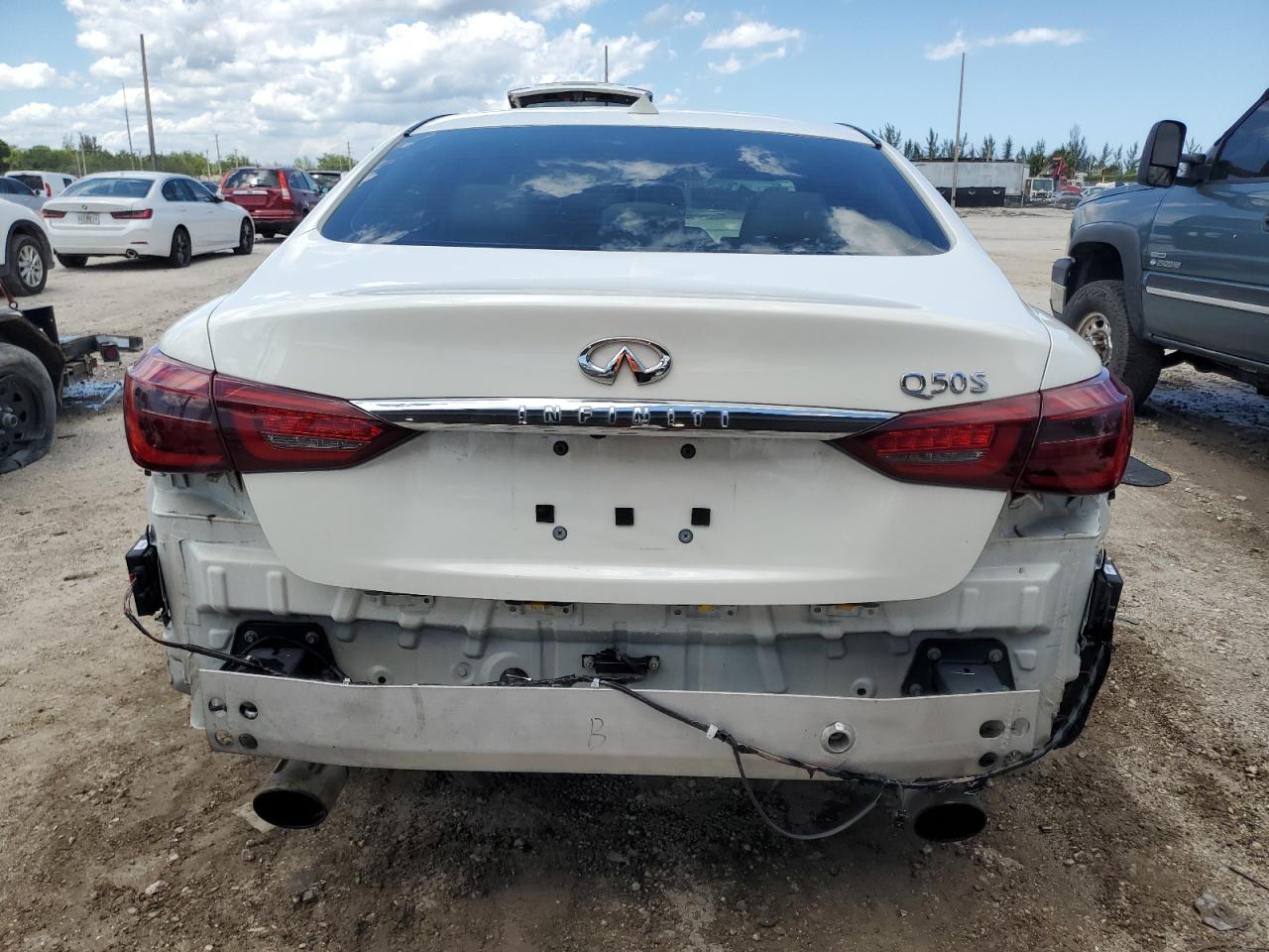 2018 Infiniti Q50 Luxe VIN: JN1EV7AP0JM358658 Lot: 56922775