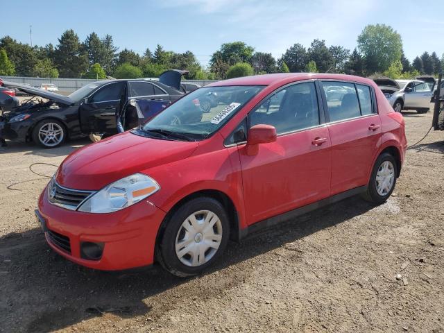  NISSAN VERSA 2012 Czerwony