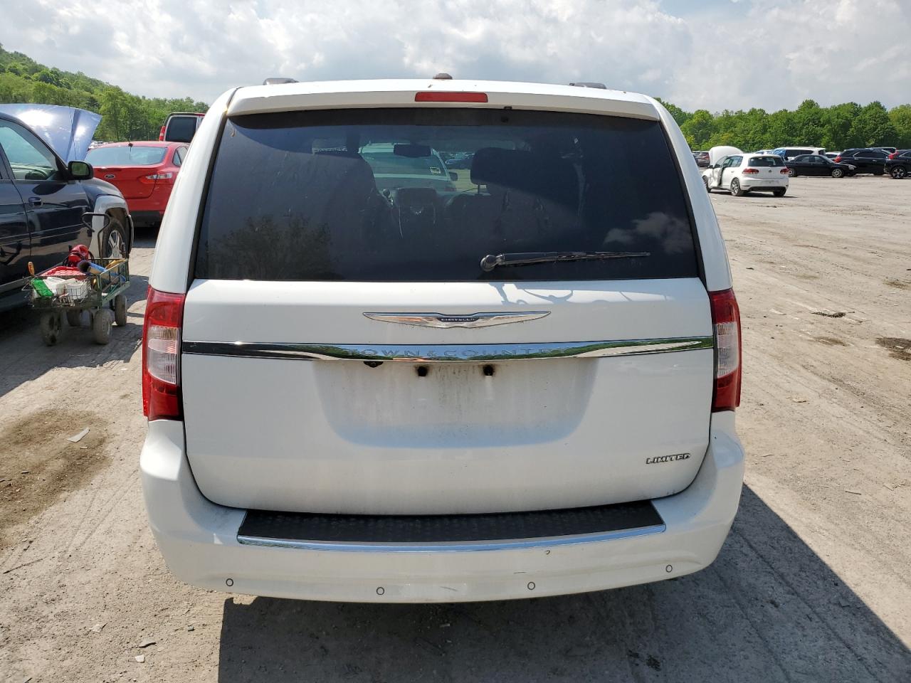 2016 Chrysler Town & Country Limited VIN: 2C4RC1JGXGR306090 Lot: 57307105