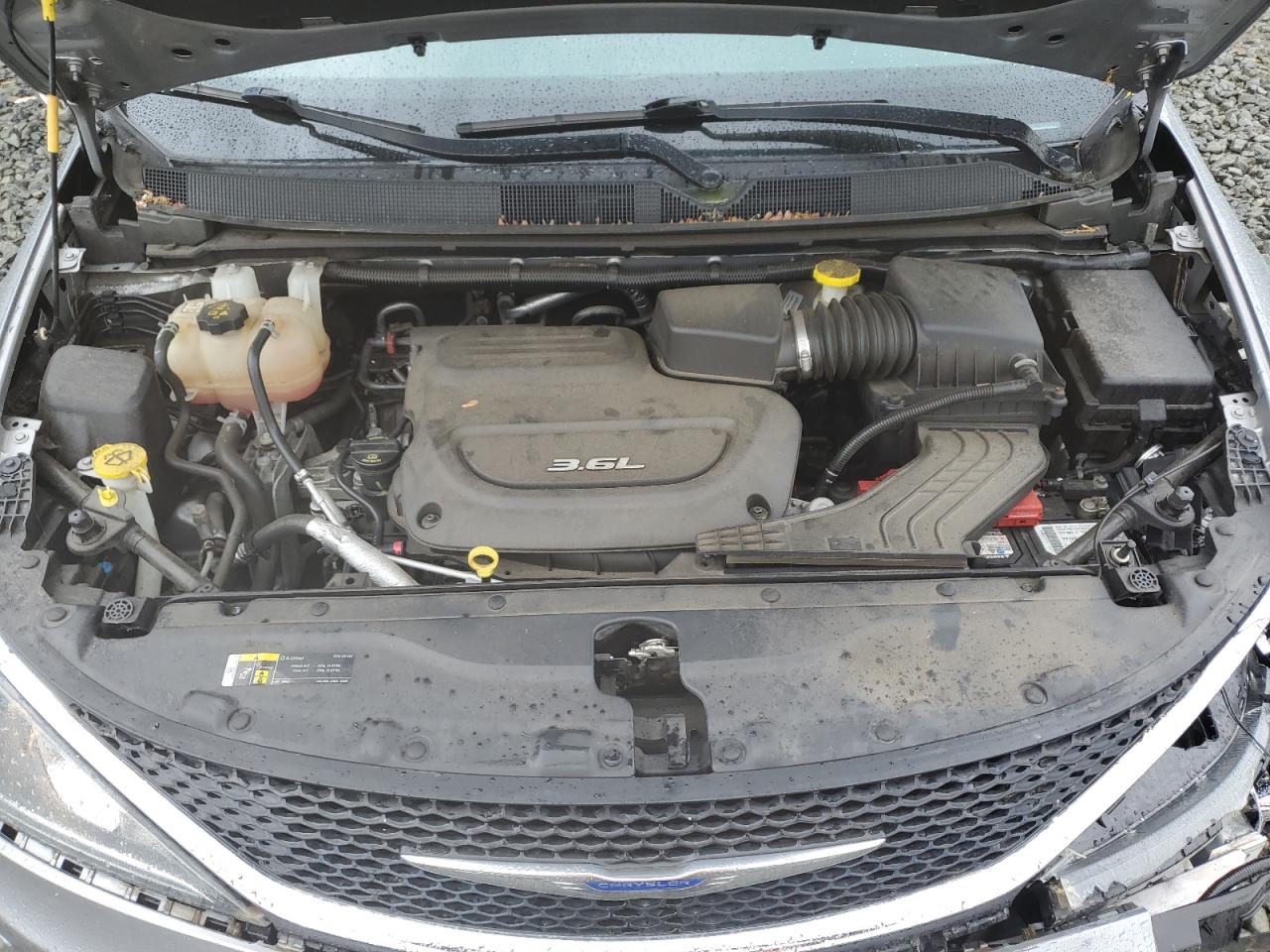 2019 Chrysler Pacifica Touring L VIN: 2C4RC1BG5KR508133 Lot: 56905585