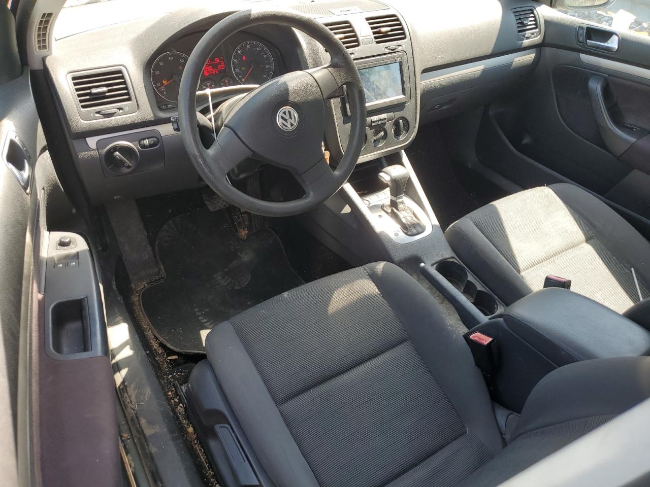 2008 Volkswagen Rabbit VIN: WVWBB71K18W341492 Lot: 57471065