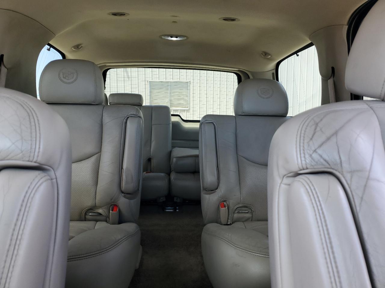 2003 Cadillac Escalade Luxury VIN: 1GYEK63N33R318148 Lot: 58161365