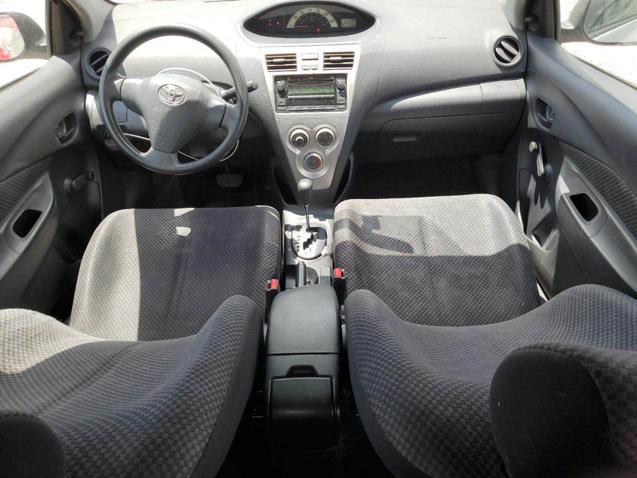 2008 Toyota Yaris VIN: JTDBT923381208939 Lot: 57905075