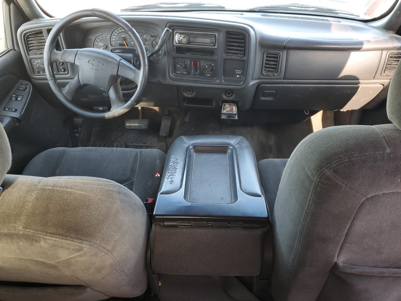 2004 Chevrolet Silverado C1500 VIN: 2GCEC19T141403544 Lot: 57111845