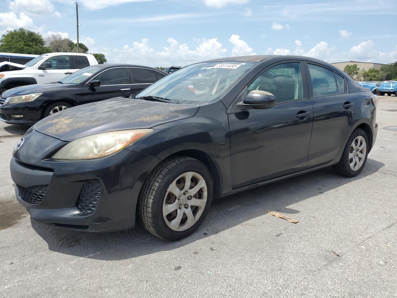 2013 Mazda 3 I