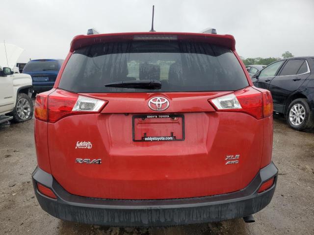 Parquets TOYOTA RAV4 2015 Czerwony