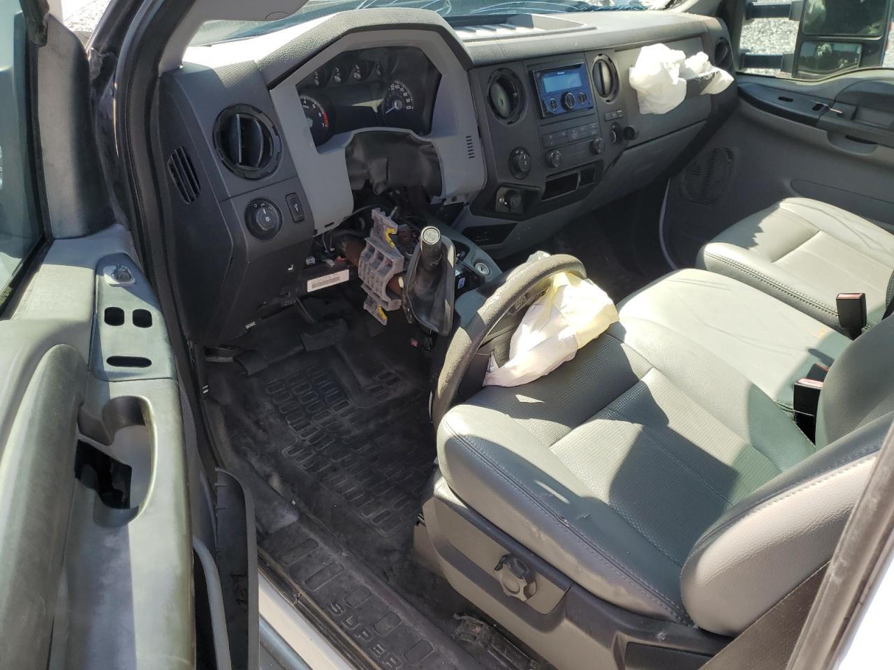 2011 Ford F250 Super Duty VIN: 1FTBF2B68BEB75977 Lot: 57064085