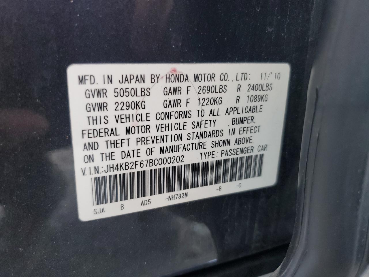 2011 Acura Rl VIN: JH4KB2F67BC000202 Lot: 57073785