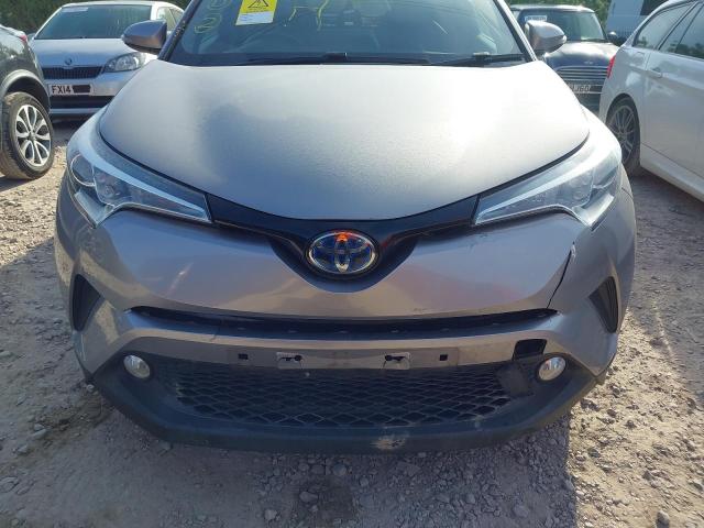 2017 TOYOTA C-HR EXCEL