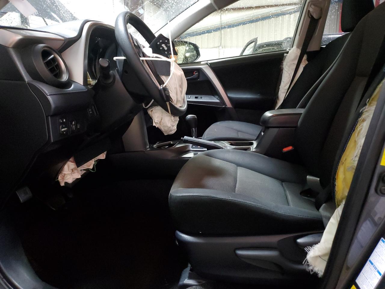 2017 Toyota Rav4 Le VIN: JTMBFREV6HJ141077 Lot: 56956535