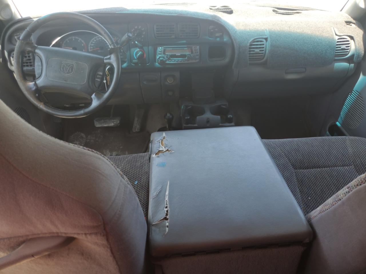 2000 Dodge Ram 2500 VIN: 1B7KF23Z7YJ173131 Lot: 56321245