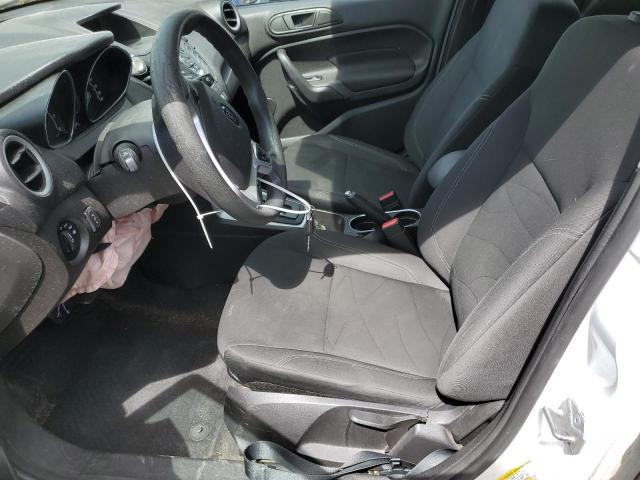  FORD FIESTA 2017 Biały