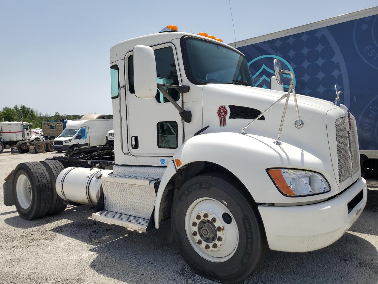 2016 Kenworth T370 Semi Truck for Sale in Harleyville, SC - Mechanical