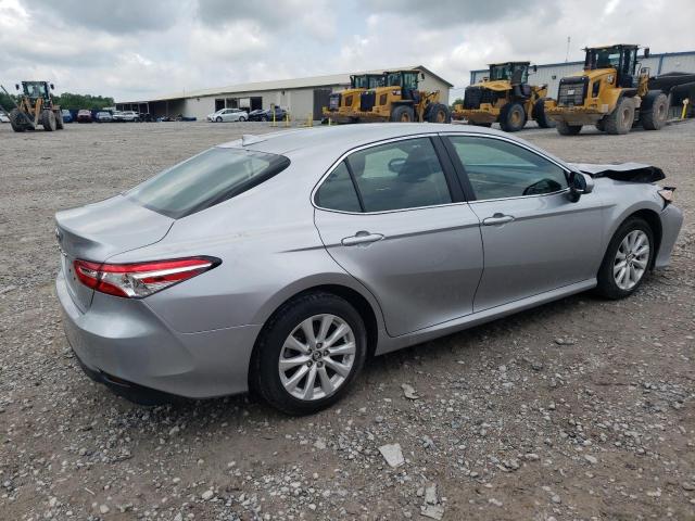  TOYOTA CAMRY 2019 Серебристый