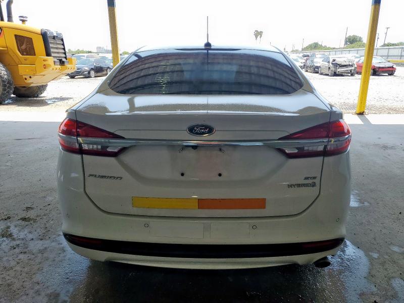 Седани FORD FUSION 2017 Білий