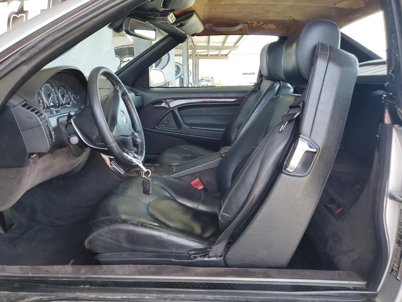 2000 Mercedes-Benz Sl 500 VIN: WDBFA68F1YF192409 Lot: 57182425