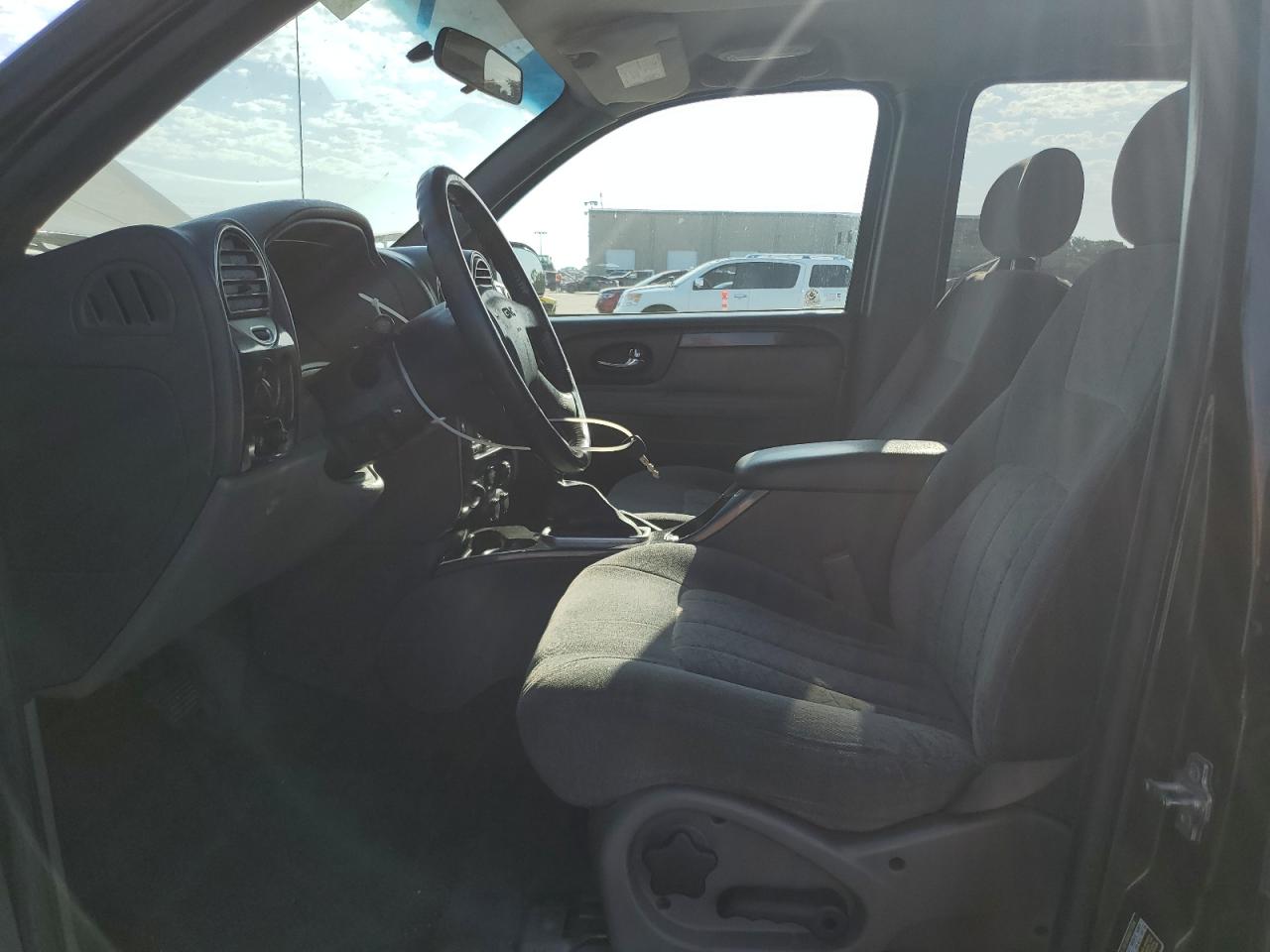 2004 GMC Envoy VIN: 1GKDT13S842242030 Lot: 56712035