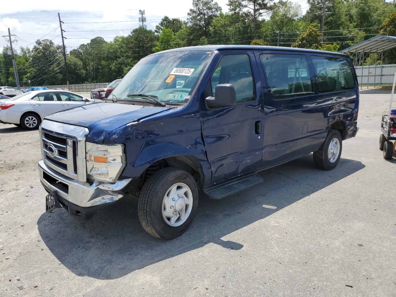 2008 Ford Econoline E350 Super Duty Wagon for Sale in Savannah, GA - Front End