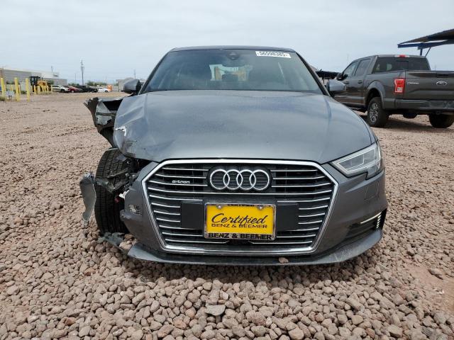  AUDI A3 2018 Gray